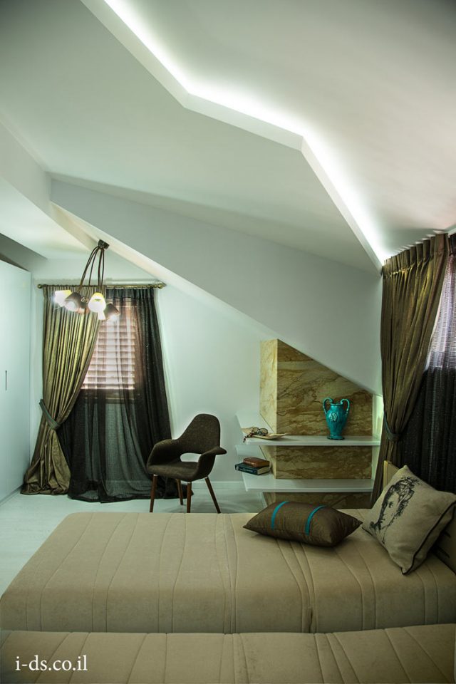 עיצוב מיוחד לחדר אורחים.אירנה פטרושקו אדריכלית פנים. עיצוב ותכנון דירות ובתים פרטיים